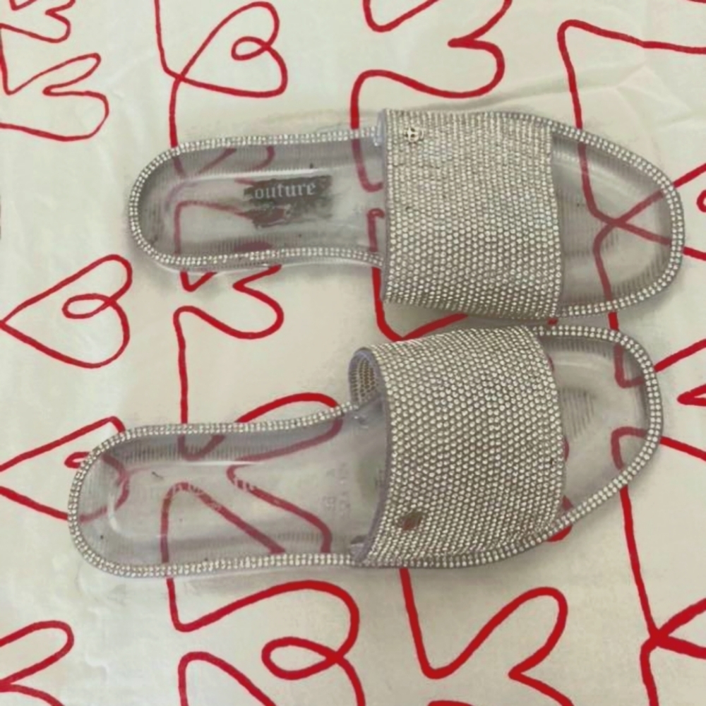 Juicy culture cute pool sliders/ plastic shoes size 37